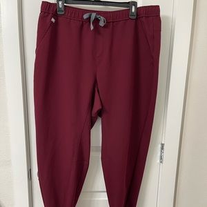FIGS Men’s Burgundy Tansen